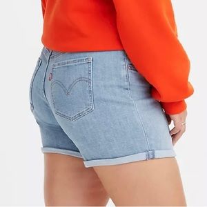 Levi’s Mid Length Women’s Denim Shorts Plus Size 34 Sculpt Hyperstretch NWT